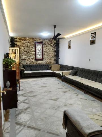 دار للبيع او مراوس بمساحة اكبر